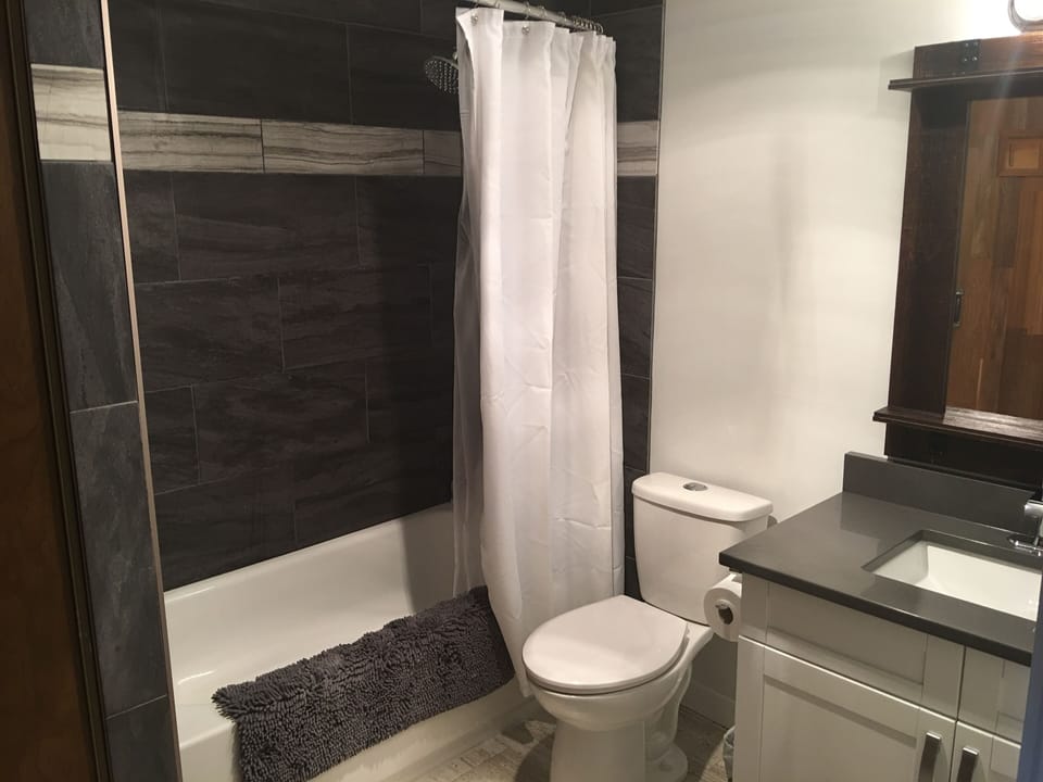 Large bathroom 