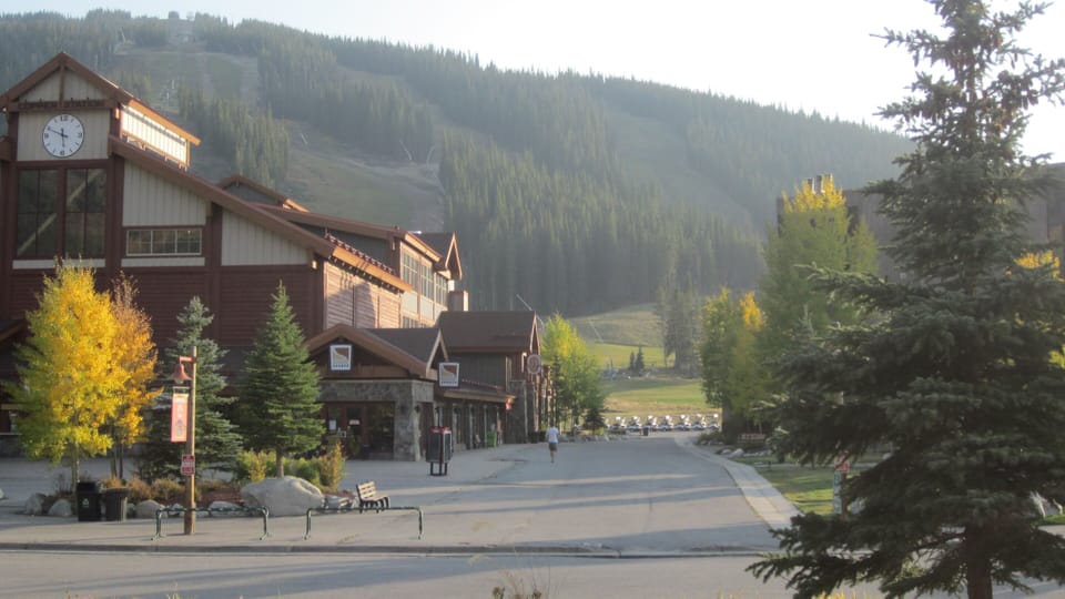 Walk to ski lift and golf course