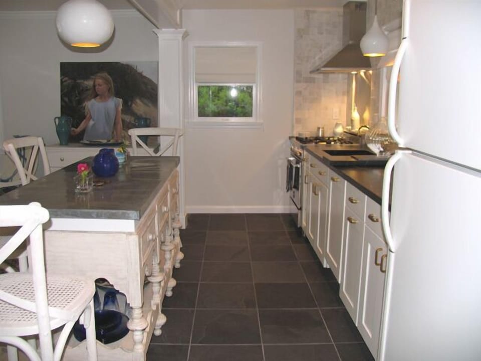 Open kitchen
