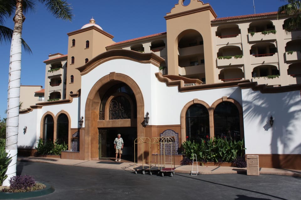 Front entrance of Coral Baja