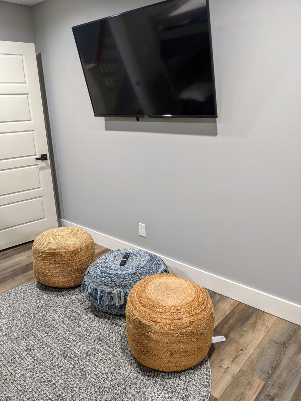 Northwest Bunk Bedroom, poof seating and 55" Smart T.V.!