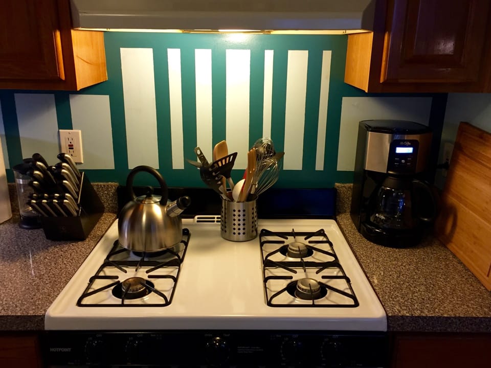 Gas stove, coffee maker, teapot & cooking utensils