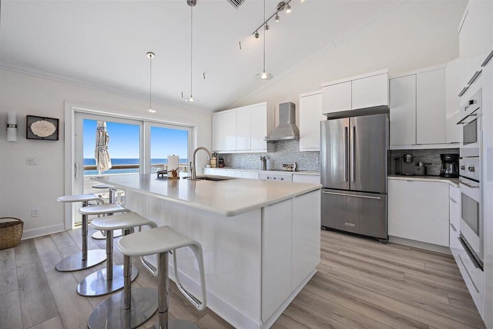 Kitchen has everything you need!