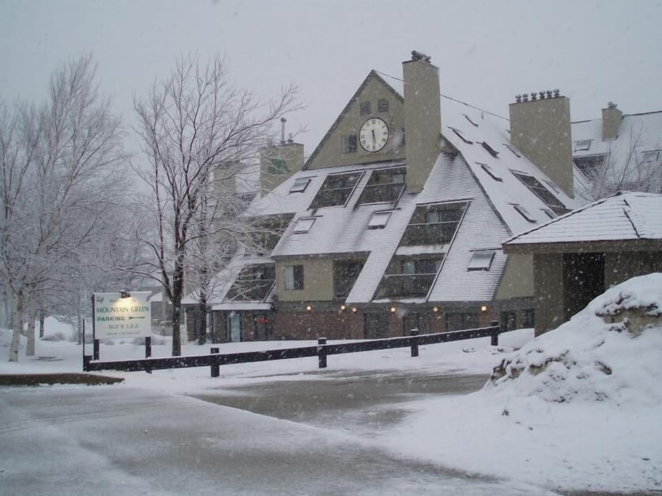 Mountain Green Resort & Spa