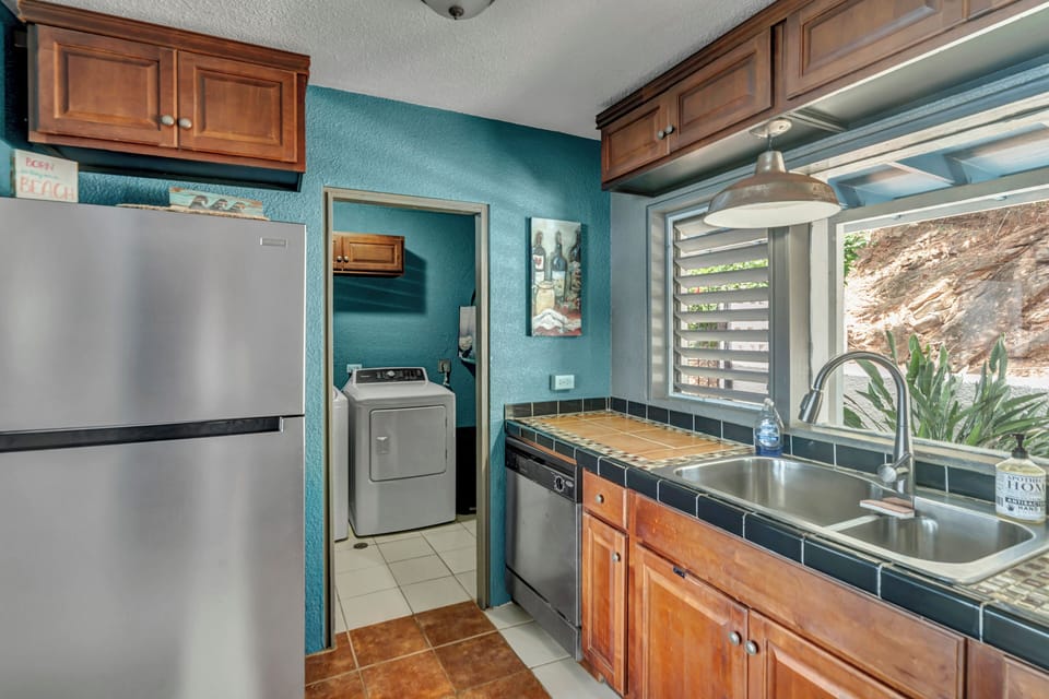 Kitchen - looking into laundry area