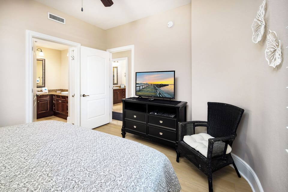 Bedroom 3 - 
Bella Riva Resort, Okaloosa Island Fort Walton Beach Florida Vacation Rentals