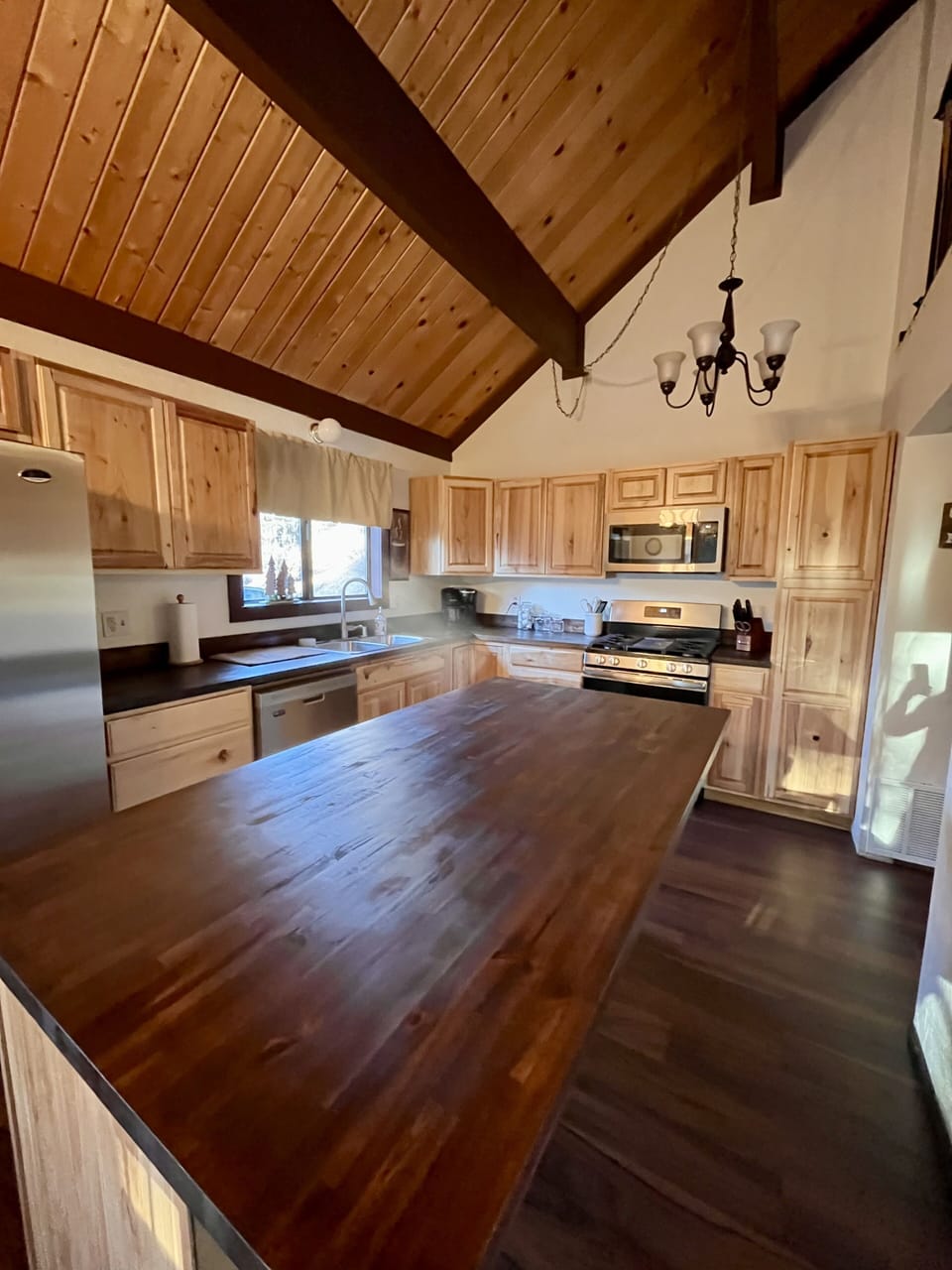 Social gathering kitchen with island