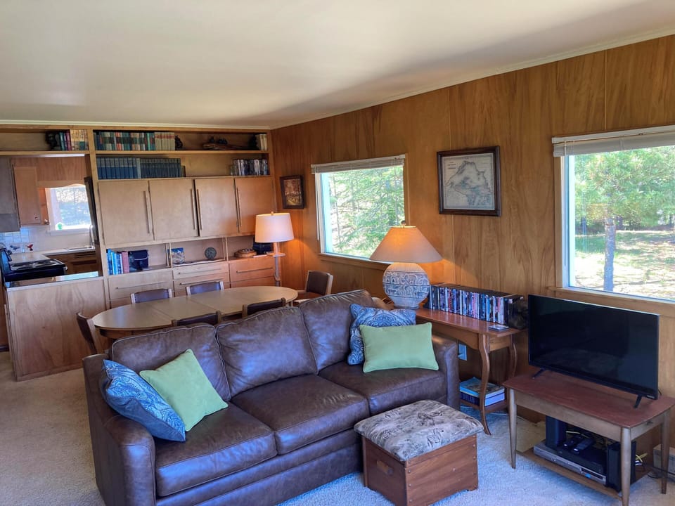 Living Room Dining Area