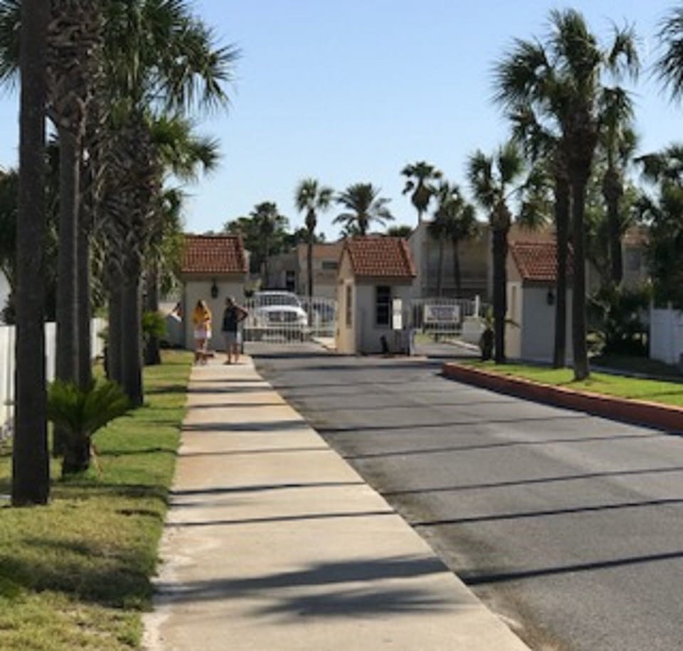 Main entry from Front Beach Road
