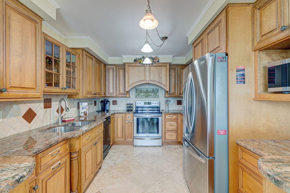granite countertops and stainless steel appliances