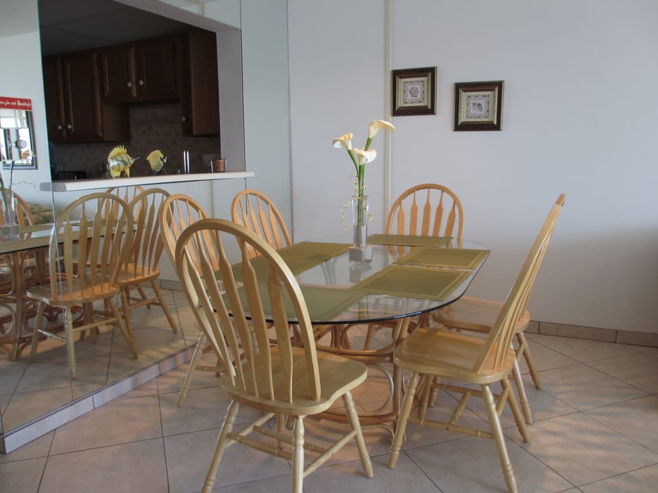 Dining for six