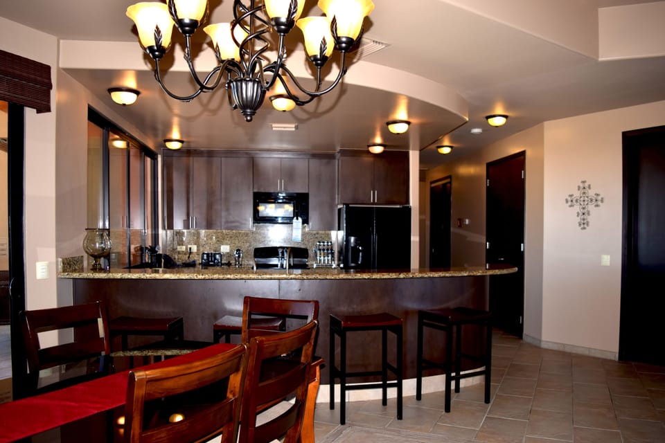 Spectacular large kitchen
