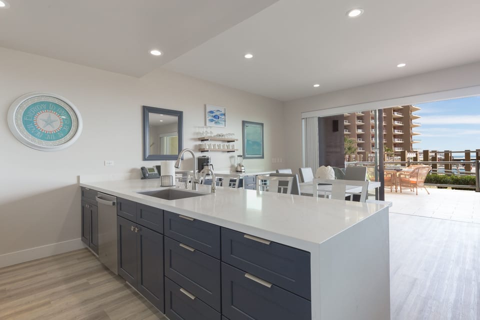 Largest kitchen and extended bar area of any other 2 BR