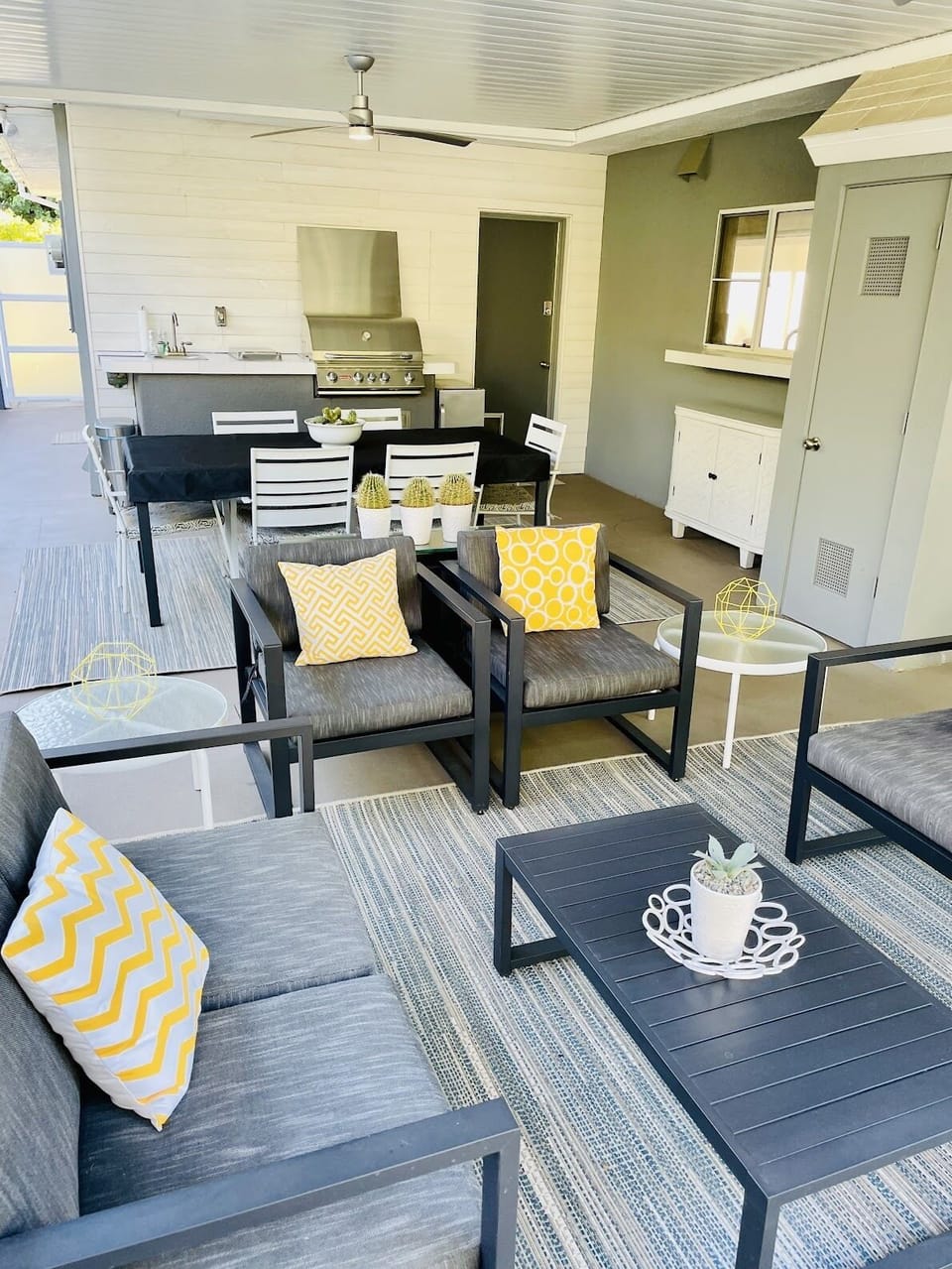 Your own private shaded outdoor dining, living and lounge area