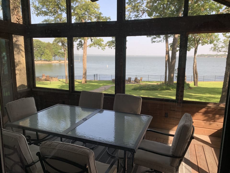 Screenen in porch. Brand new patio furniture.
