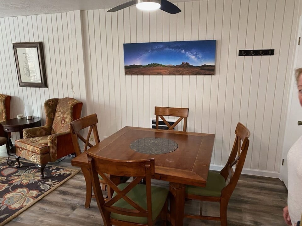 Dining area with expandable table.