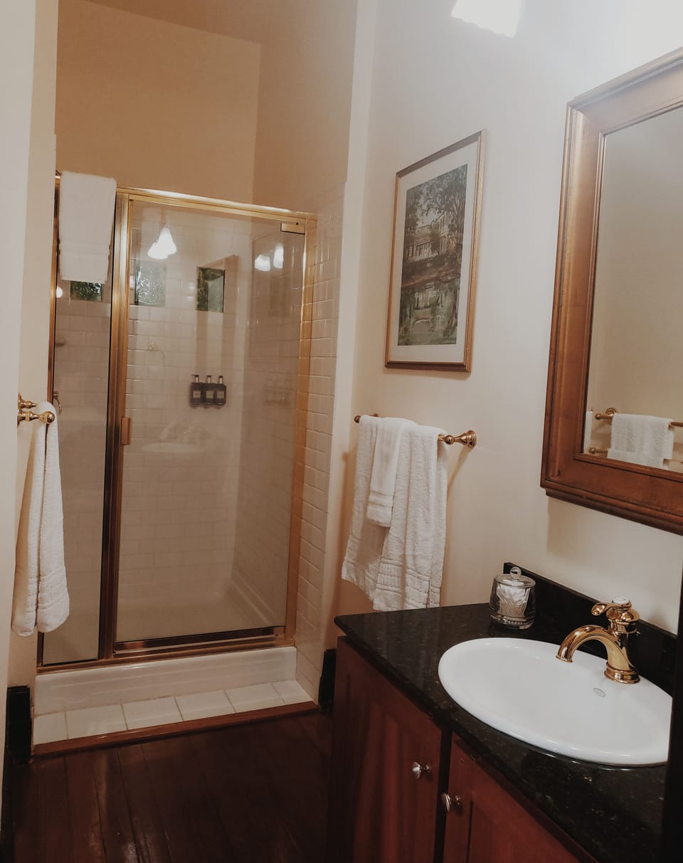 Bathroom of room1