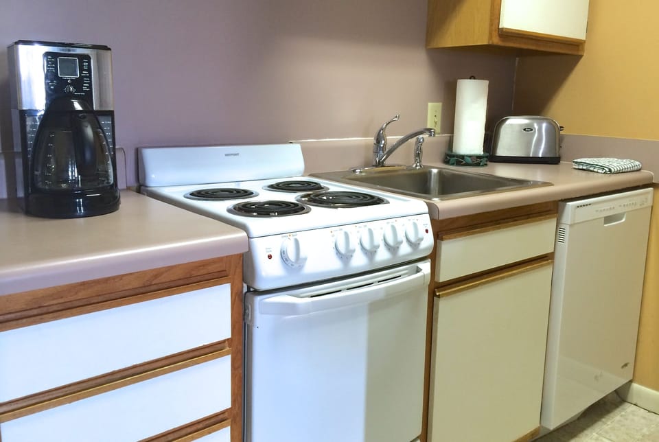 Stove, Coffee Maker & Toaster