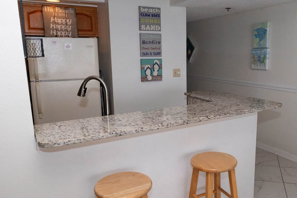 Perdido Sun Resort Unit 812 Breakfast Bar