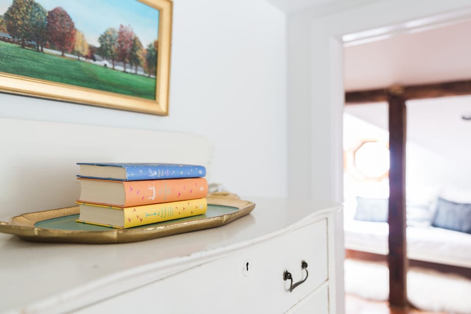 Twin Guest Room with a glance onto upstairs landing
