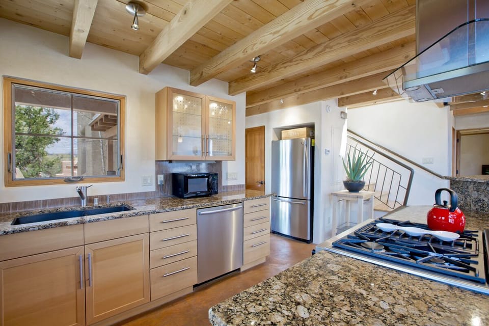 Opera House - Gourmet Kitchen - Fully Outfitted 