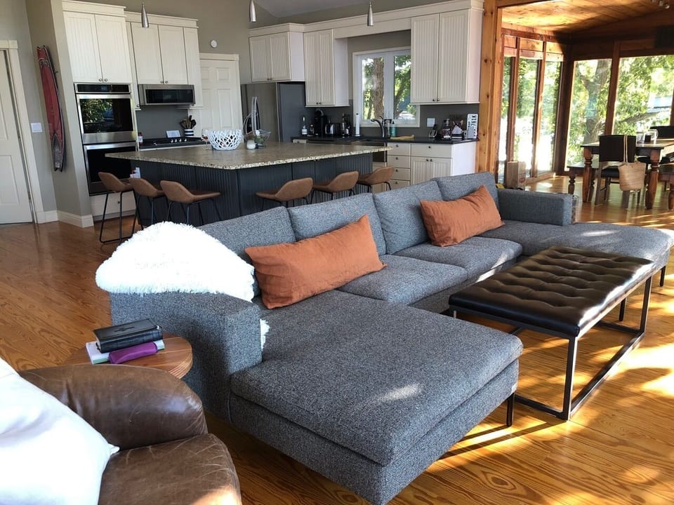 Living room, Kitchen/island