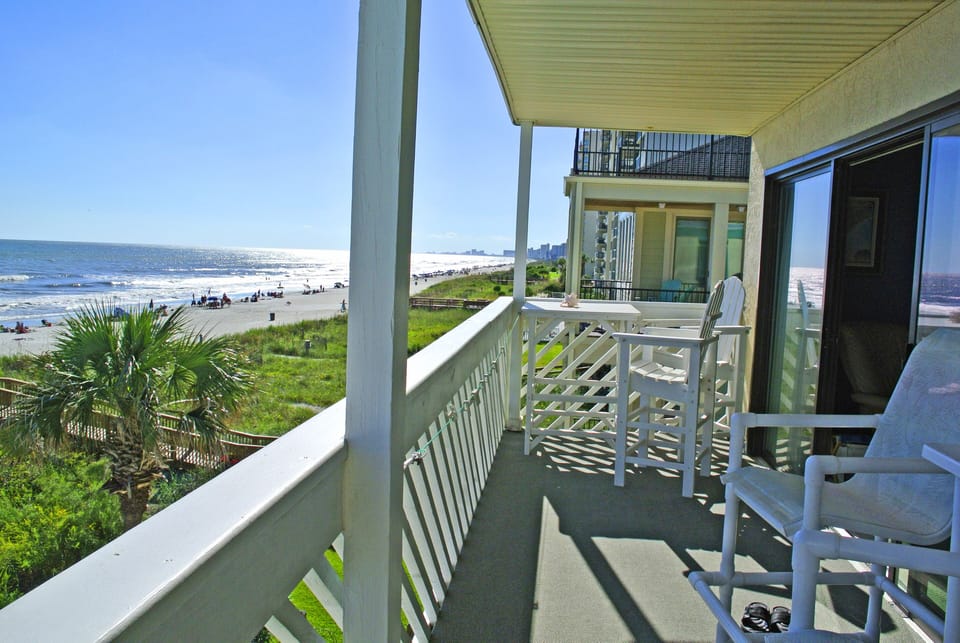 Oversized oceanfront balcony 
