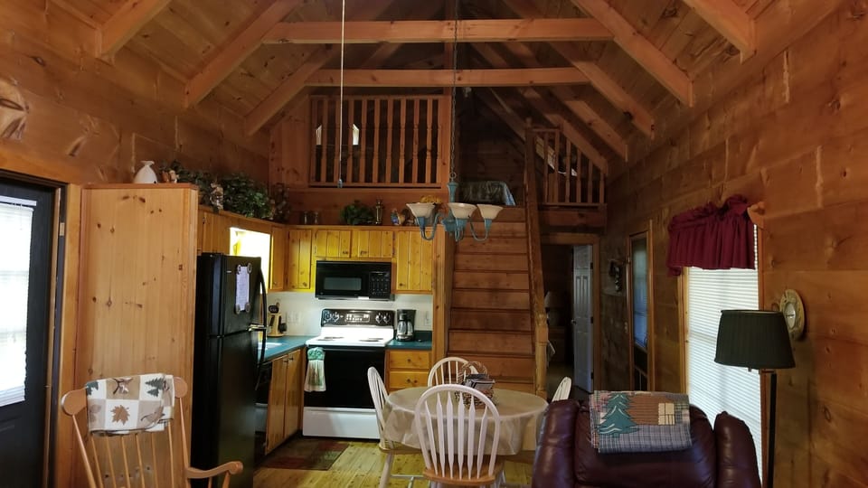 Kitchen / Dining