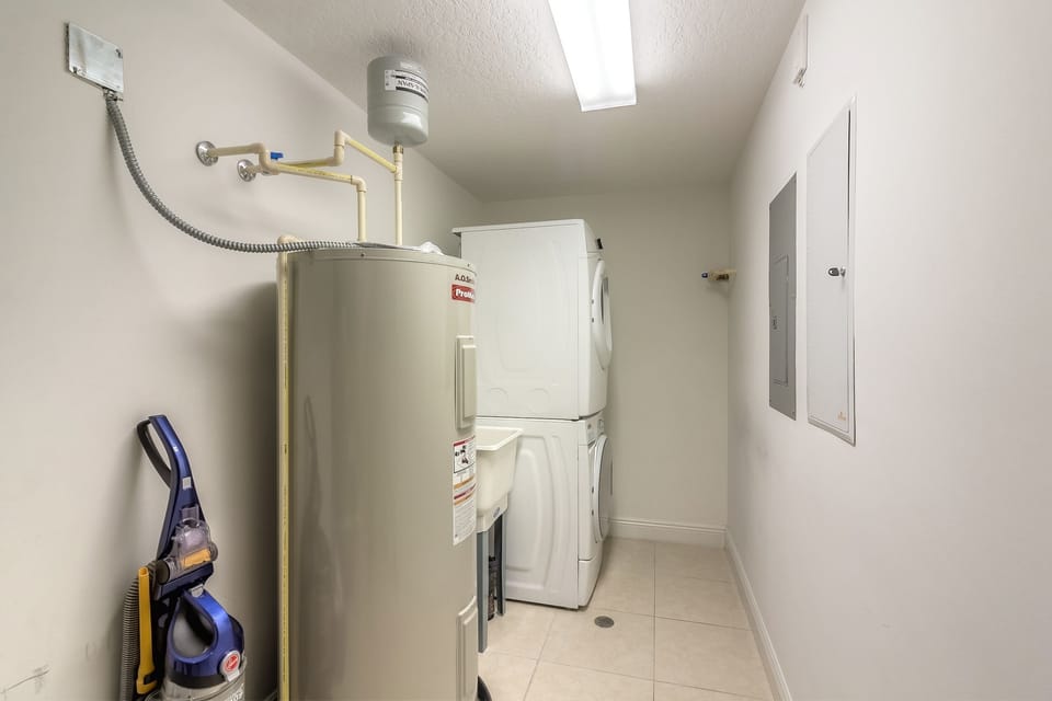 Laundry room (washer and dryer) Soap Provided