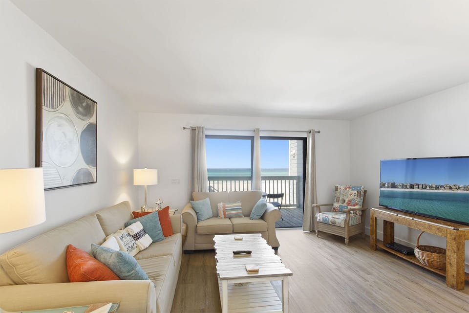 22-Shoreline-Villas-7-Living