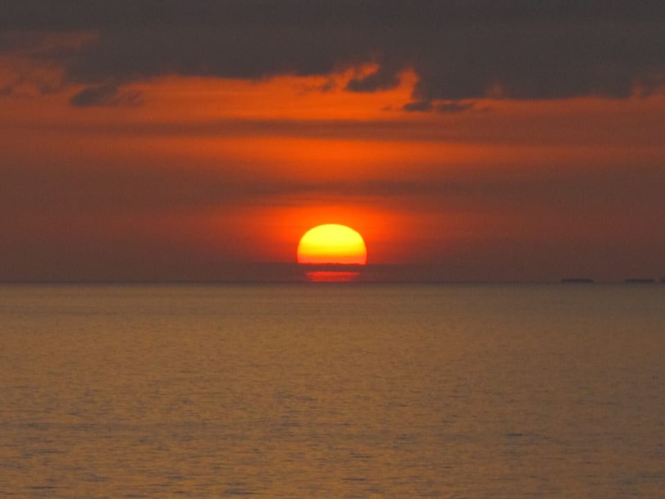 Another beautiful sunset from the balcony.