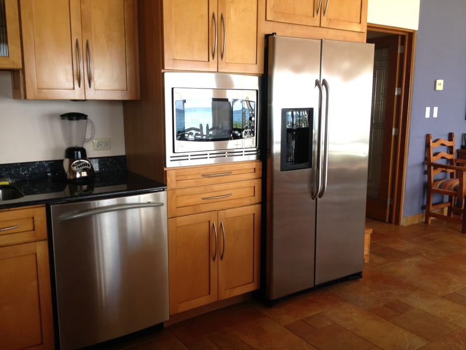 You'll love this kitchen!  Stainless frig, convection/microwave oven, dishwasher 