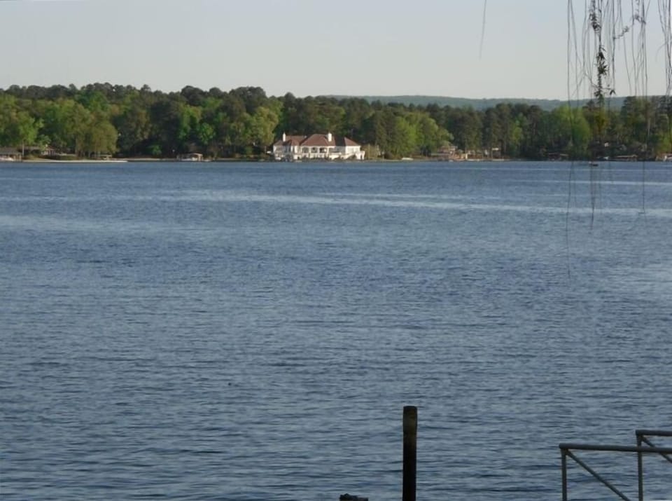 Unobstructed view of Lake Hamilton while sitting on the deck