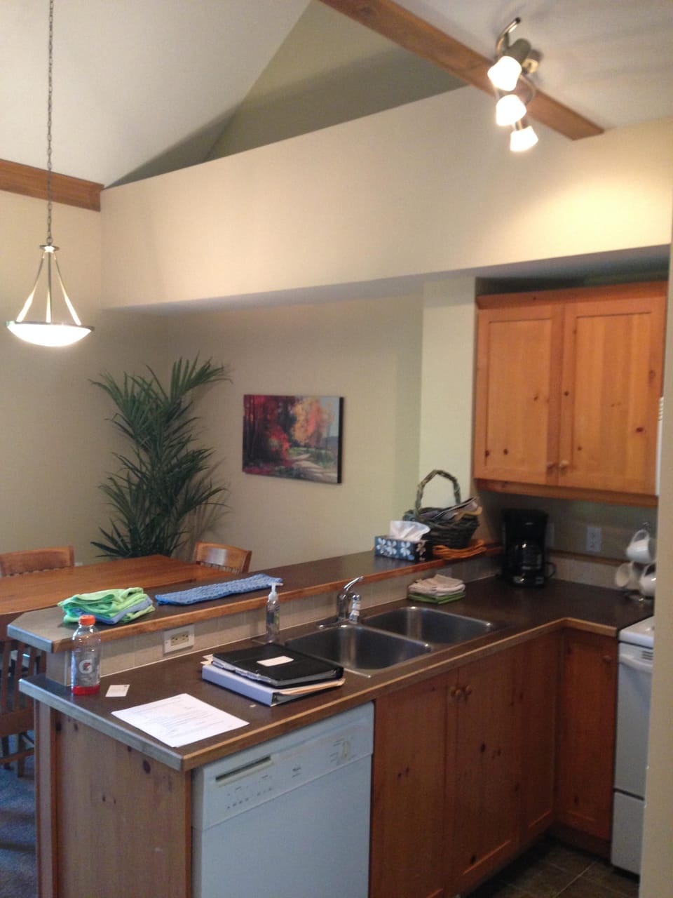full kitchen