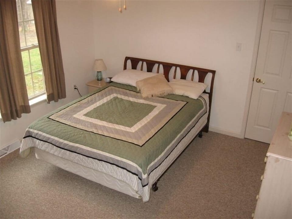 Second Bedroom, Queen Bed on first floor