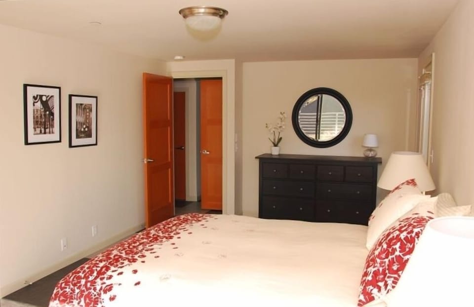 Downstairs bedroom
