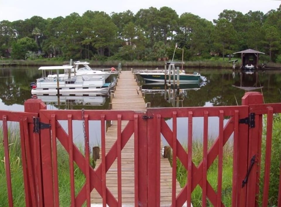 Boat dock