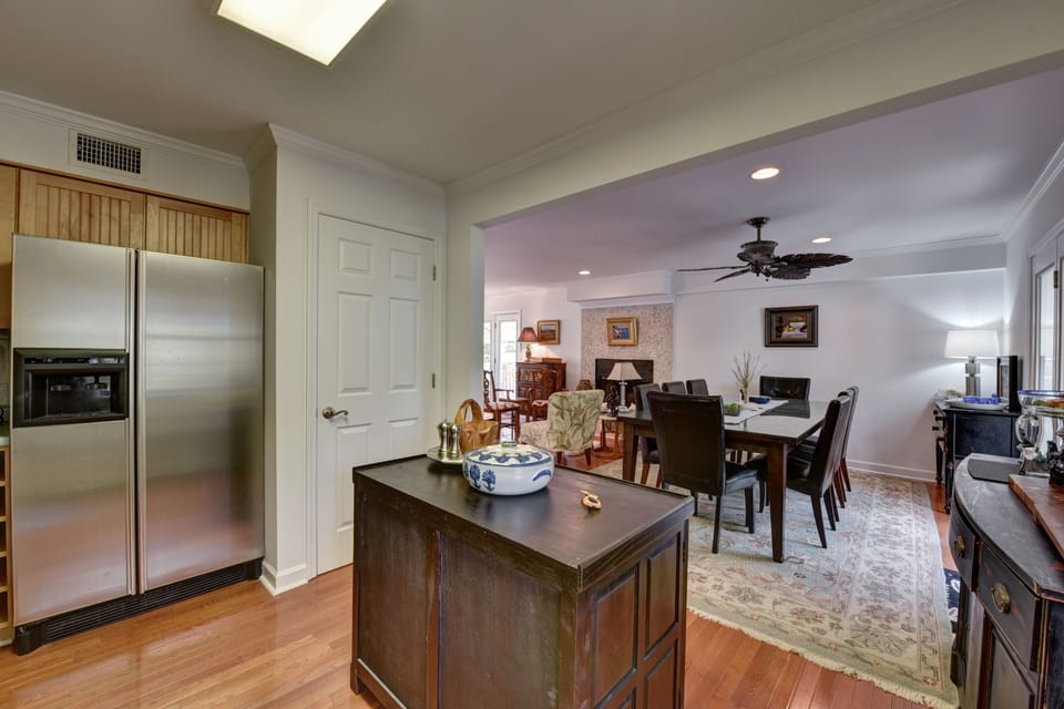 Kitchen and Dining Room Area