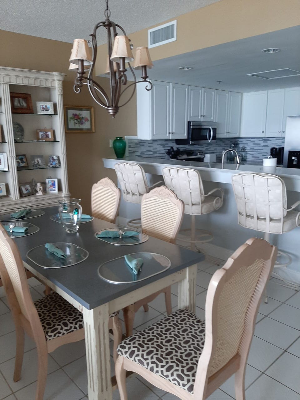 Dining, Bar, Kitchen