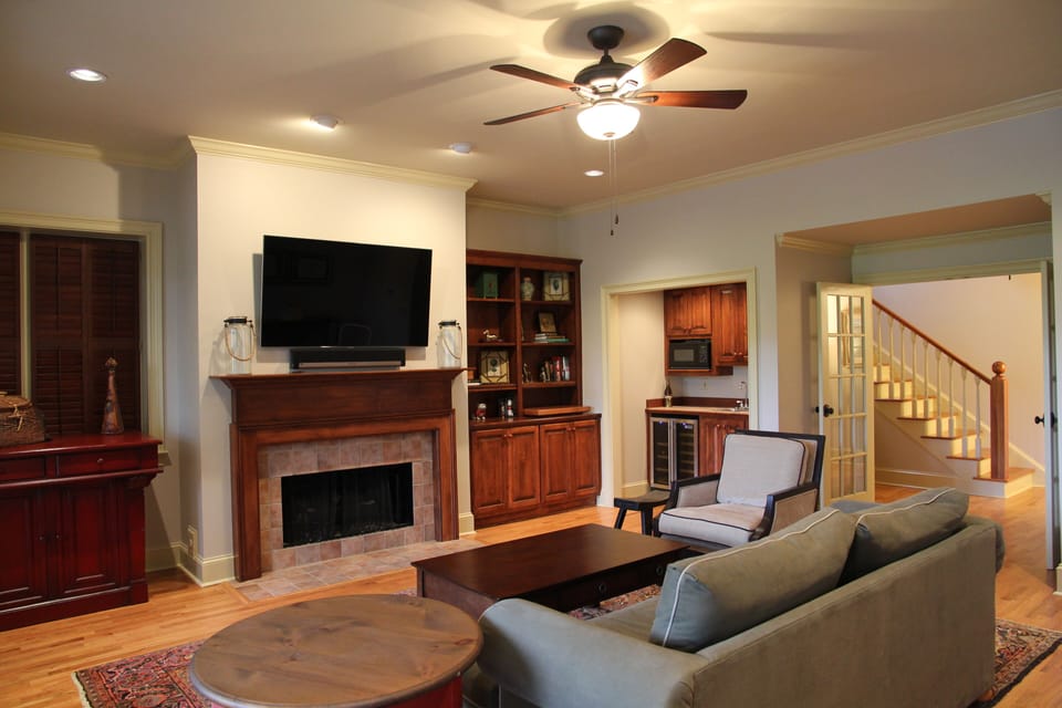 Downstairs den with wetbar