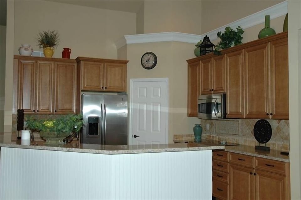 gourmet kitchen