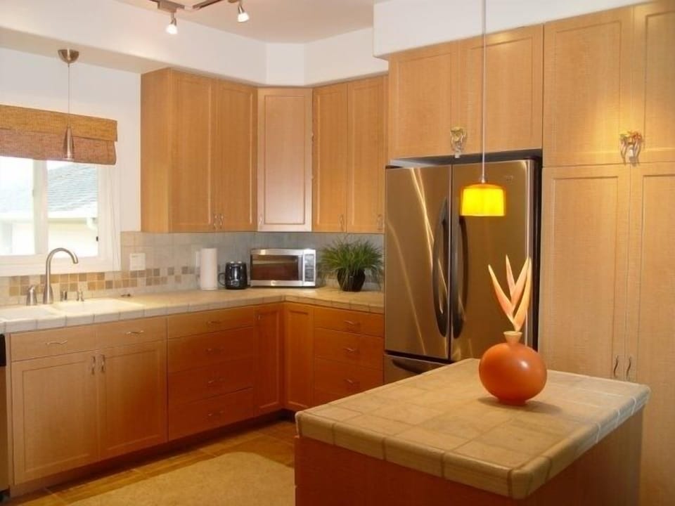 Clean and modern this gourmet kitchen has it all