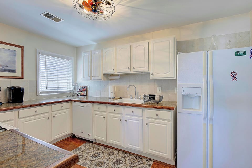 Bright kitchen