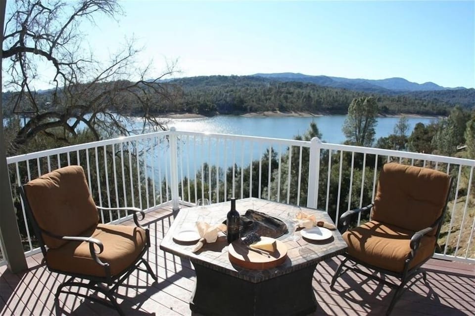 Fire pit on Main Deck 