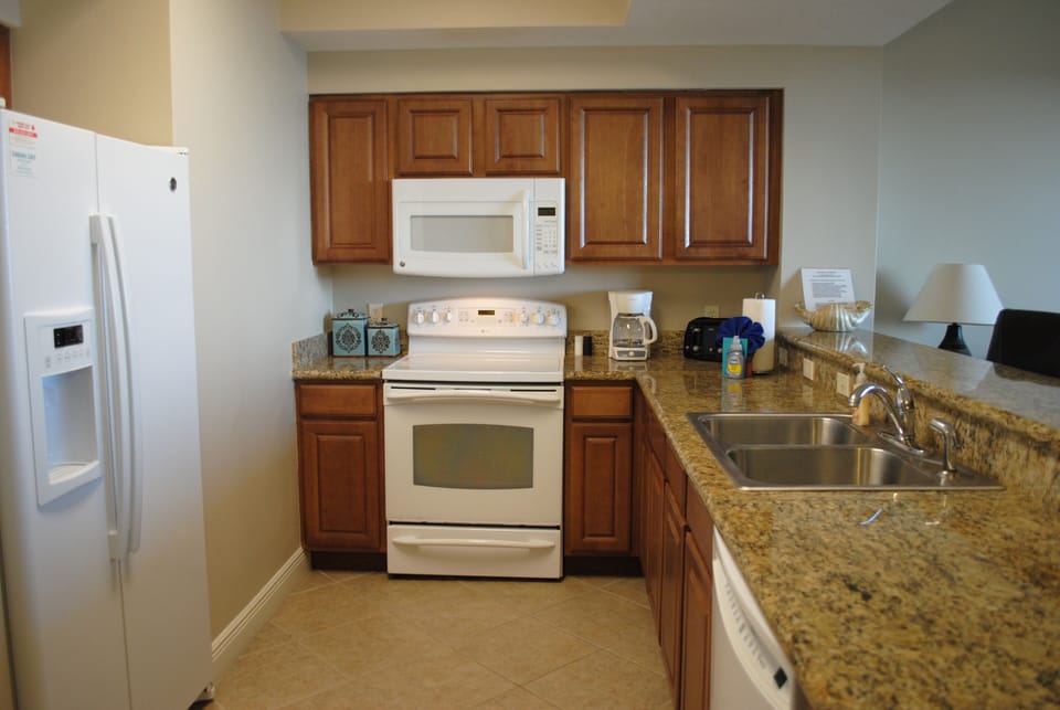 Feel like a master chef in our fully equipped kitchen!