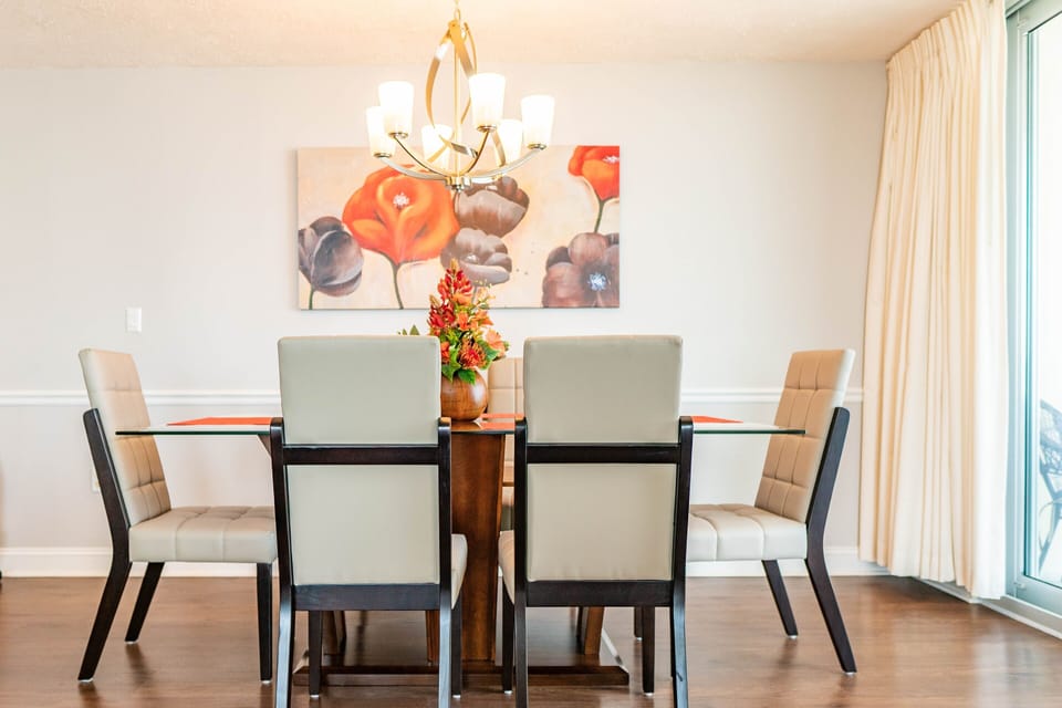 Dining table - seating for six