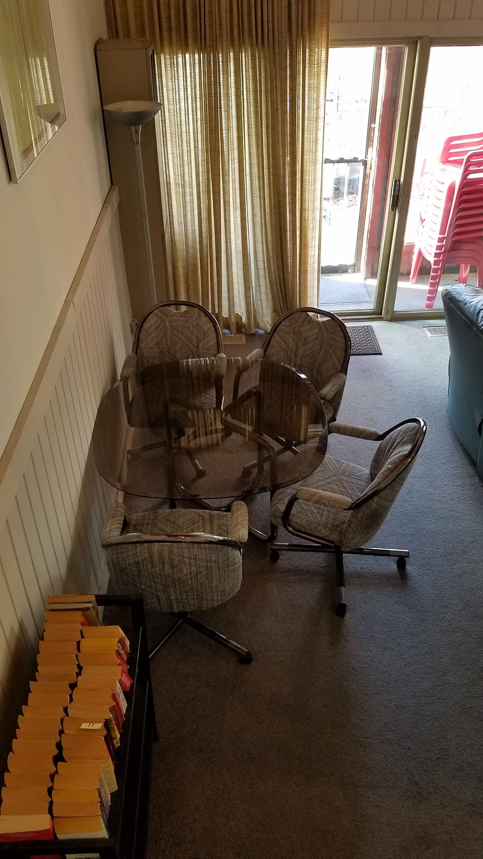 Game table / books to read