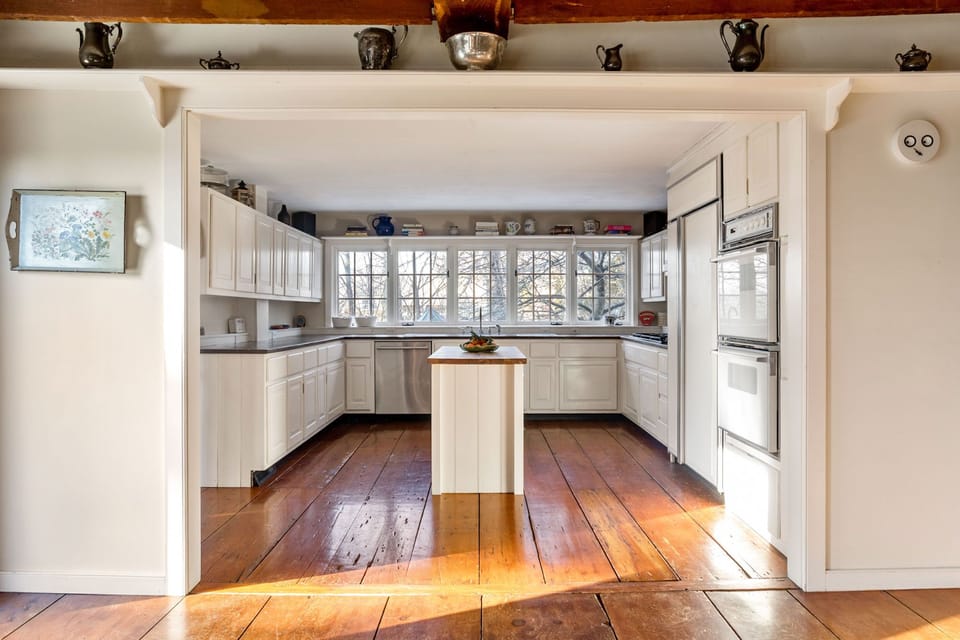Fully-stocked kitchen