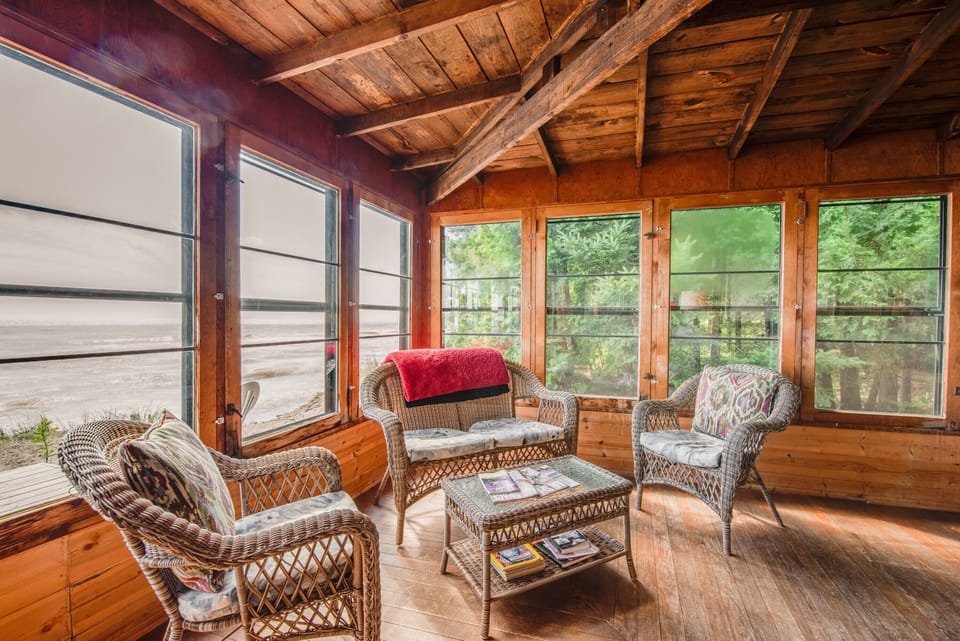Sun room porch sitting area