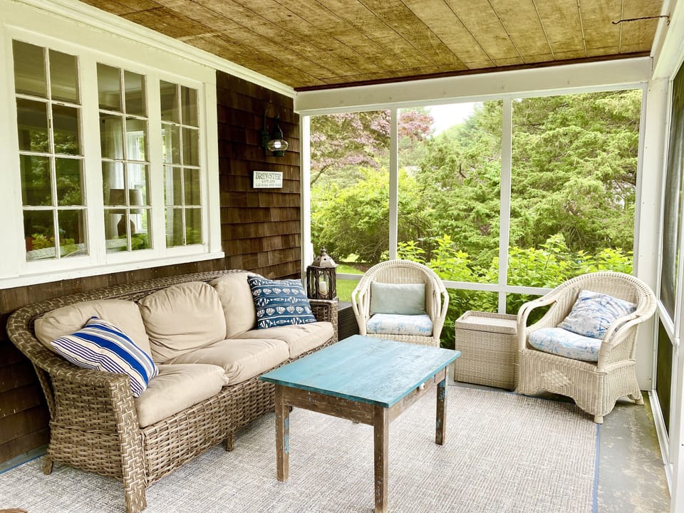 Screened-in porch off of living room